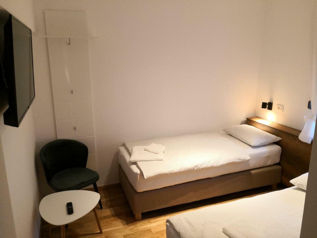 Accommodation Plitvice Korenica Ngoại thất bức ảnh