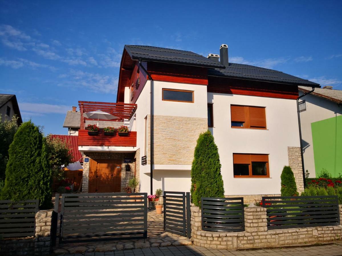Accommodation Plitvice Korenica Ngoại thất bức ảnh