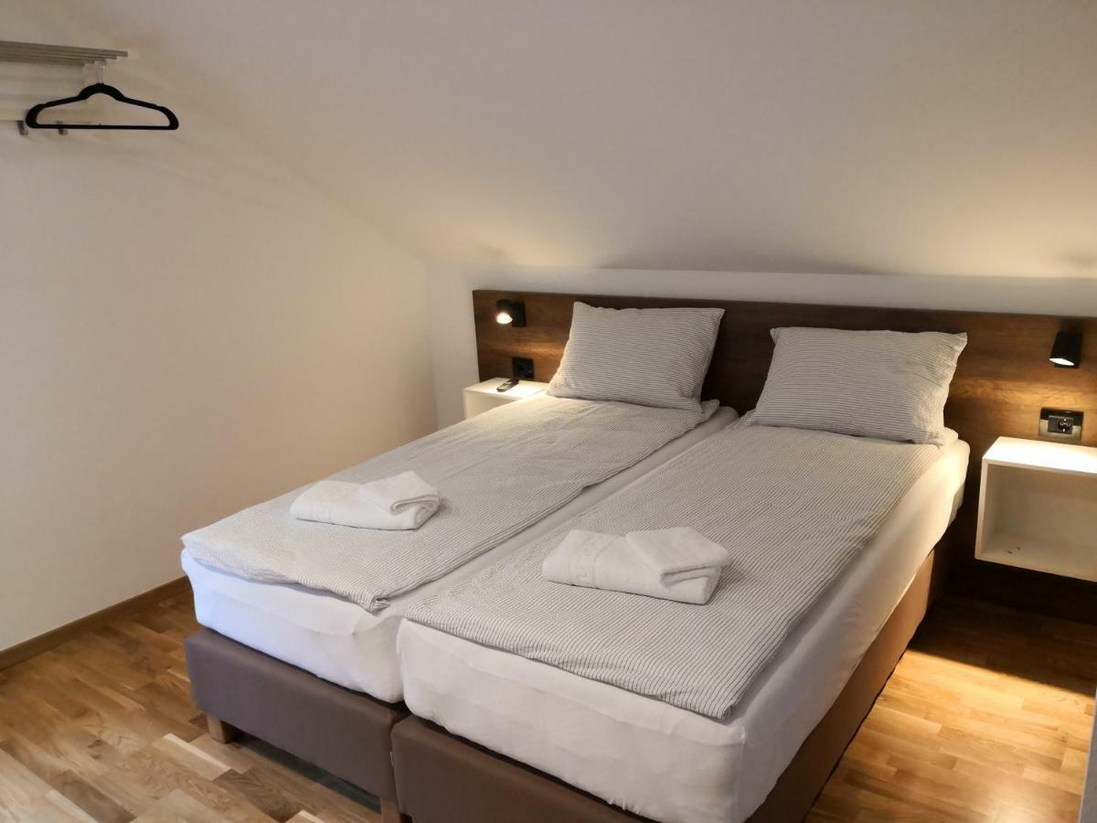 Accommodation Plitvice Korenica Ngoại thất bức ảnh